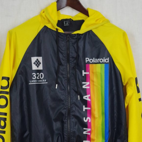 Polaroid Land Camera Black & Yellow Hooded Nylon Jacket. Medium - Picture 6 of 6